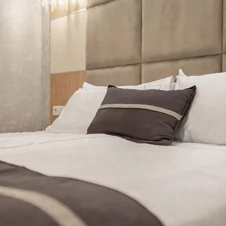 Centralis Hotel 4*