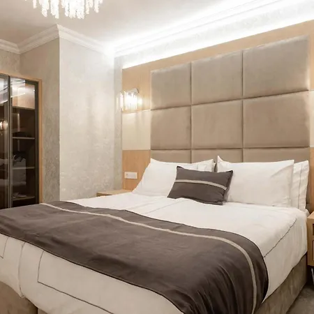 Centralis 4*