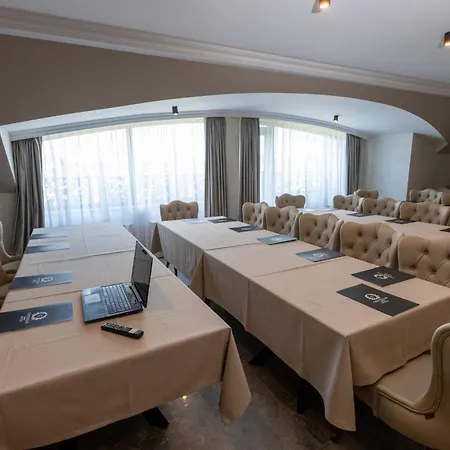Centralis Hotel