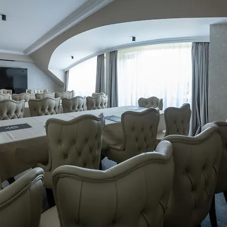 Hotel Centralis 4*
