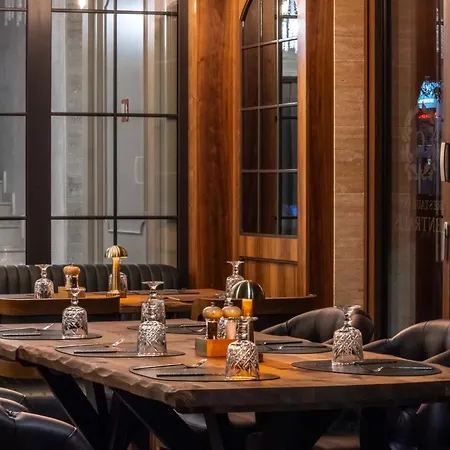 Centralis Hotel